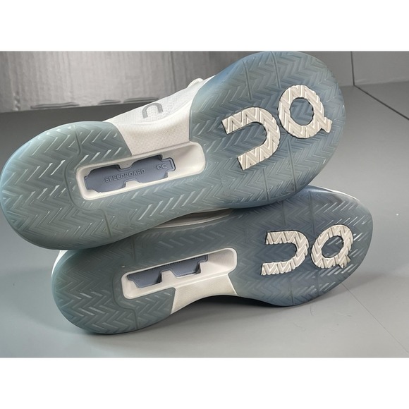 On Cloud Roger Advantage Pro Shoes Womens Size 7.5 White Chambray Tennis - Picture 2 of 12